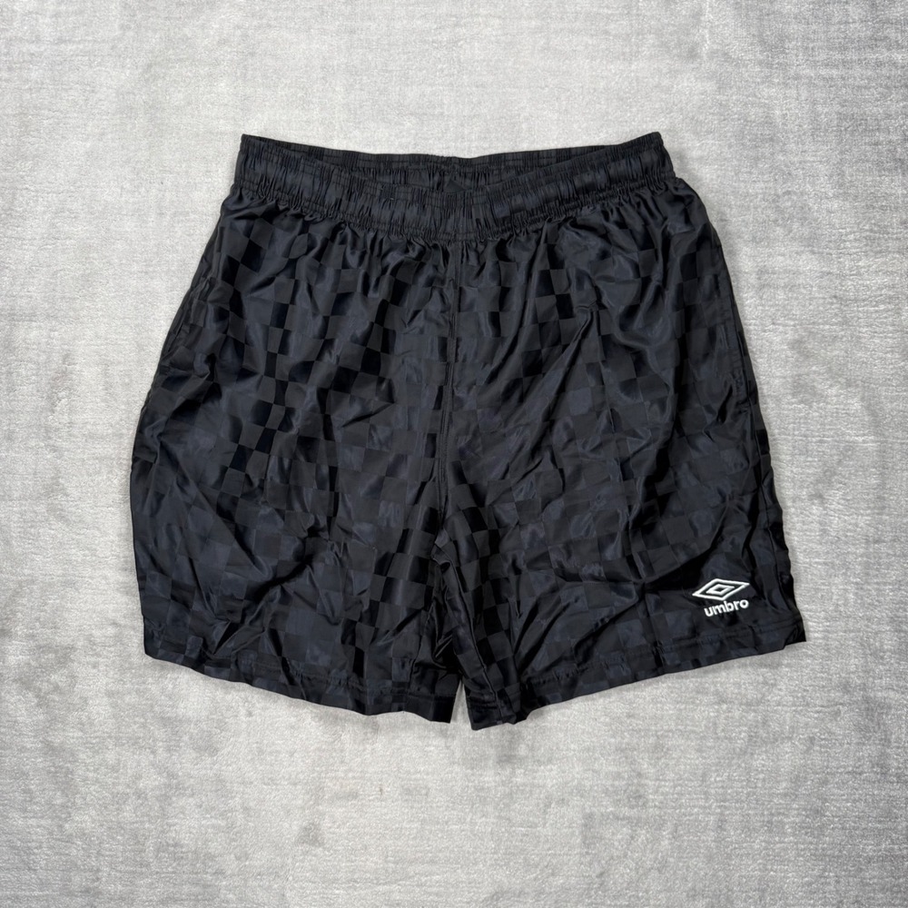 Umbro Shorts Men Medium Black Checkerboard Athletic Shinny Soccer Football
